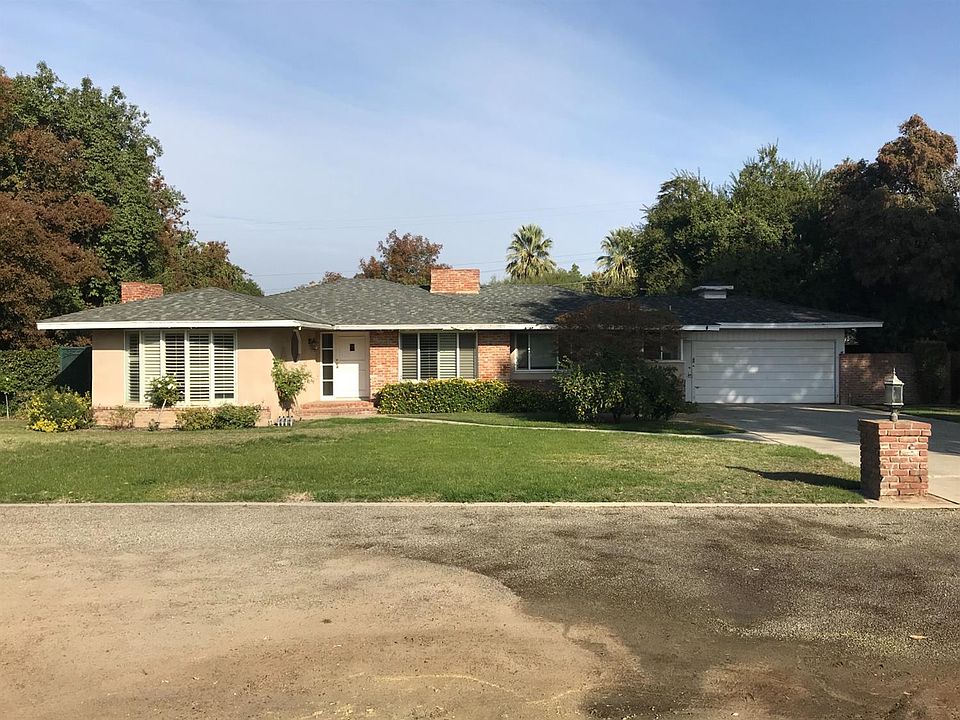 2nd image of 833 E Alamos Ave