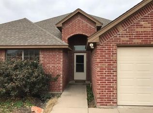 911 Ambling Way Ct, Granbury, TX 76049