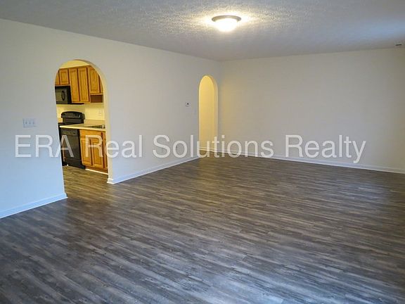 5th image of 2746 McHenry Dr