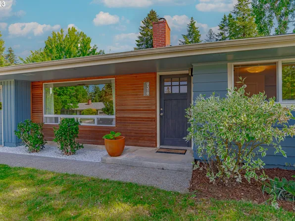 9319 NE 9th St, Vancouver, WA 98664