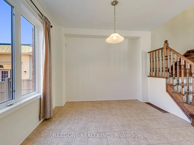 565 Sixteen Mile Dr — Photo 16