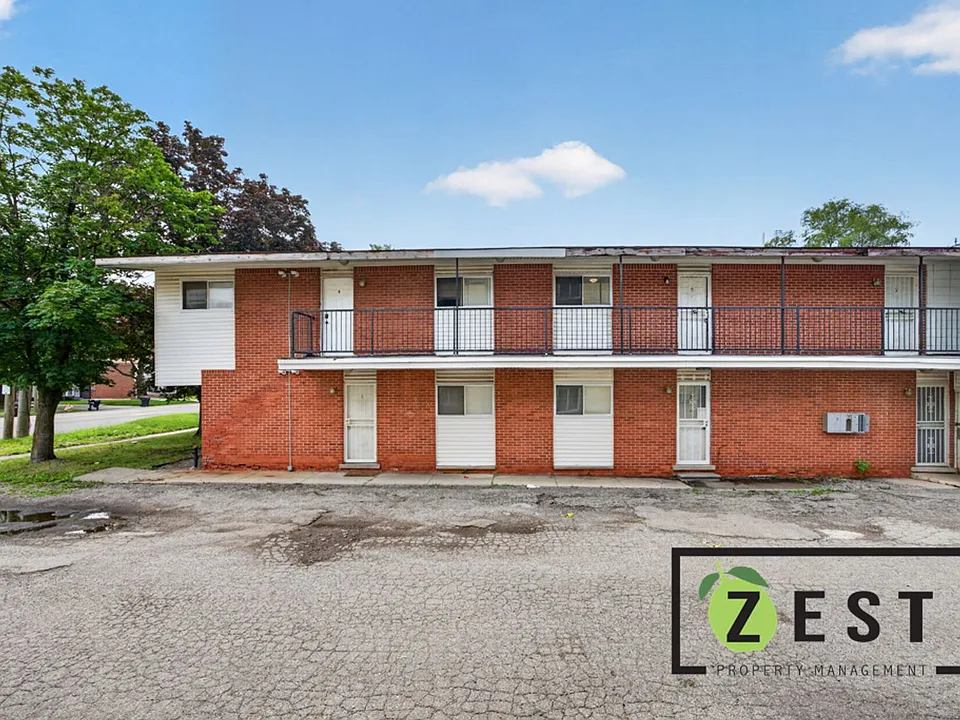 16217 Greenfield
