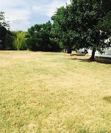 5th image of 2601 E Vickery Blvd