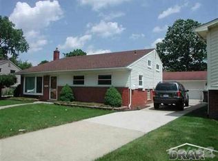 3181 Blaine St, Trenton, MI 48183