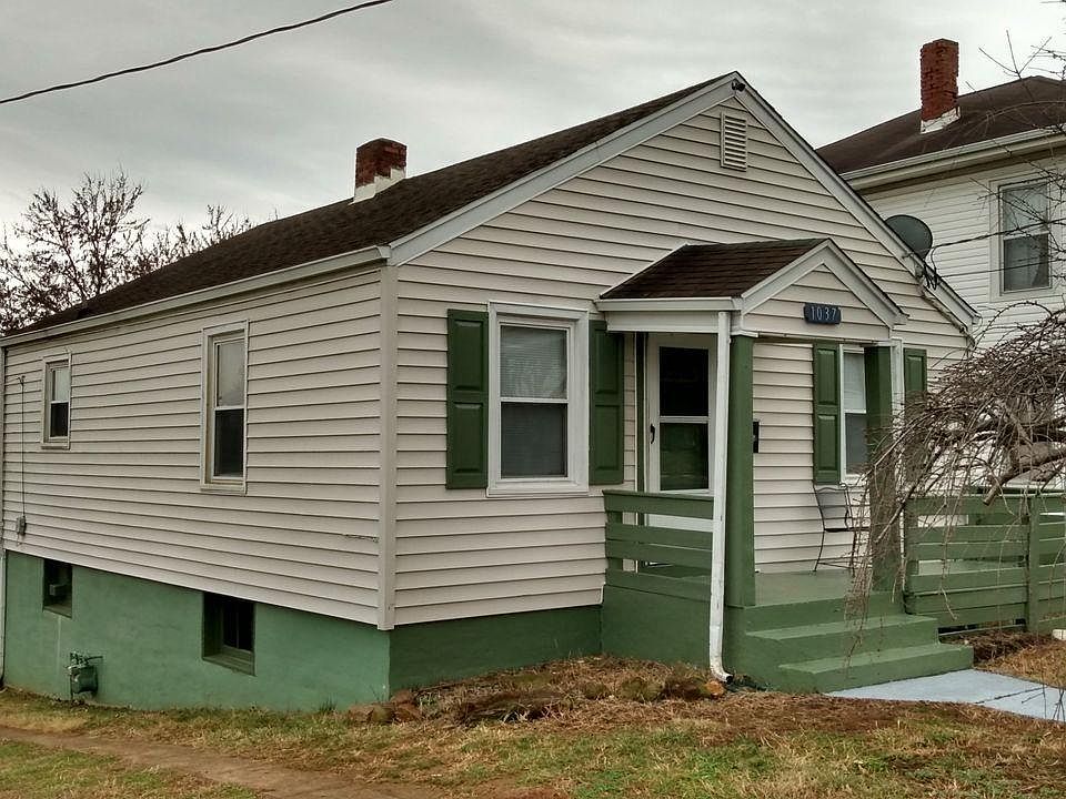 1st image of 1037 Morehead Ave SE