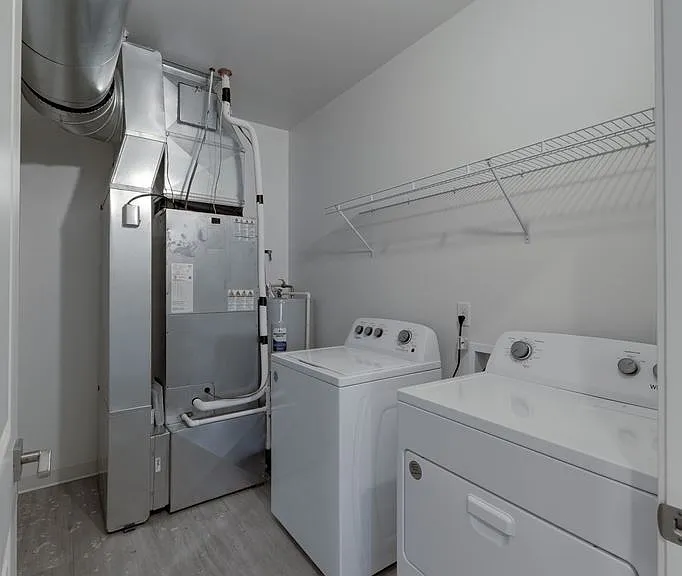 Liberty Gardens Apartments — Photo 31