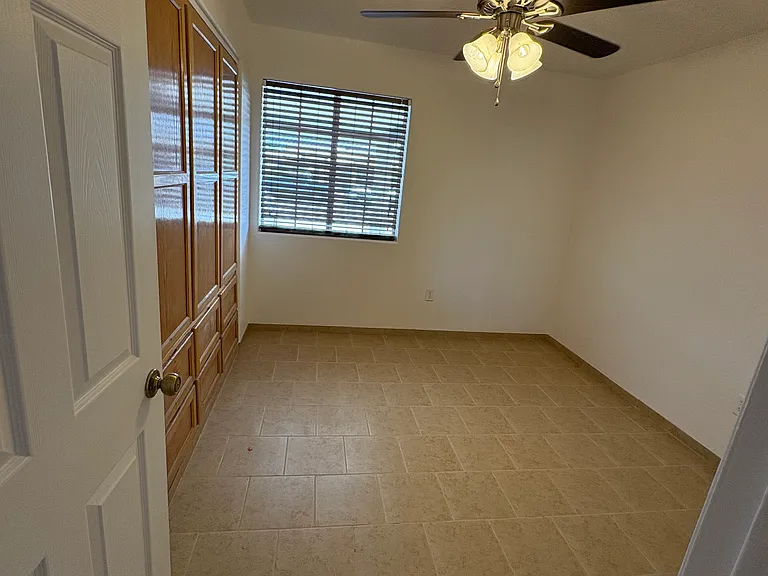 574 N Bernal Dr — Photo 11