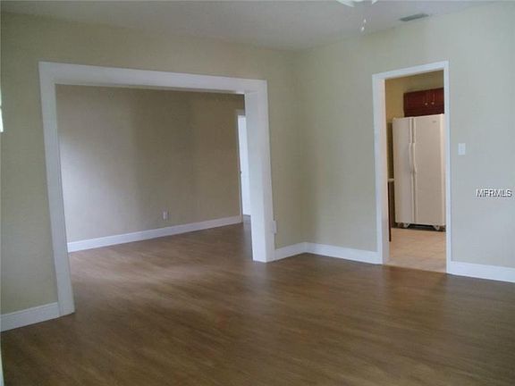 2nd image of 1365 Turner St