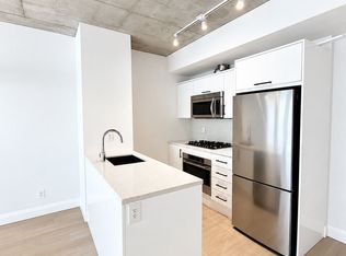 224 King St W #303, Toronto, ON M5H0A6