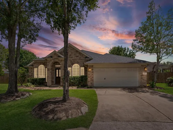 2615 Easton Springs Ct, Pearland, TX 77584