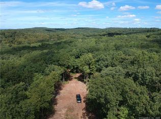 100 Limekiln Rd, Redding, CT 06896