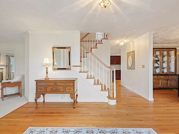3rd image of 54 John Grimaldi Dr