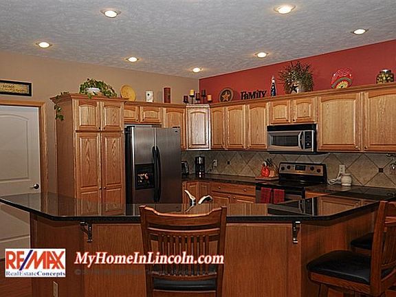 5th image of 8111 Cooper Ct