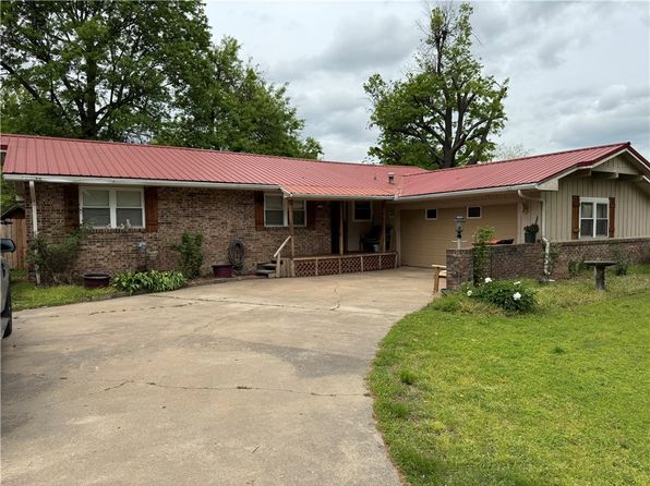 714 Henryetta St, Springdale, AR 72762