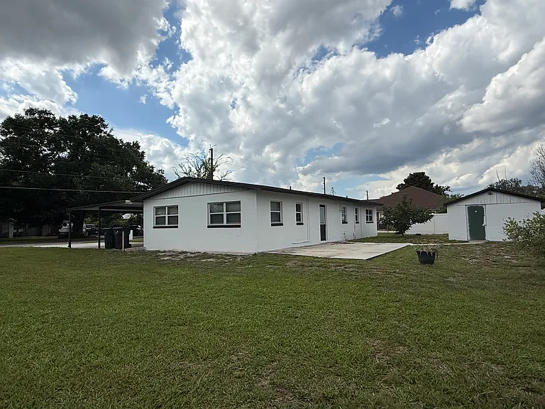2403 Gresham Dr — Photo 22