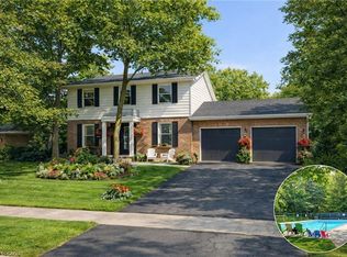 20 Combermere Cres, Waterloo, ON N2L 5B1