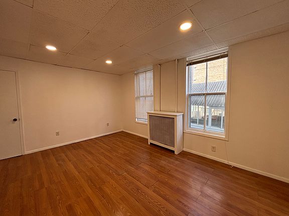 5th image of 68 Green St #1