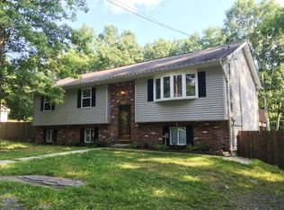 356 Carnation Rd, East Stroudsburg, PA 18302