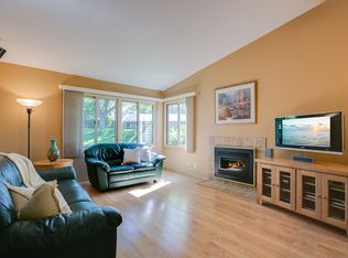 4456 Arden View Ct, Arden Hills, MN 55112