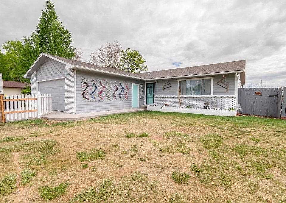 1st image of 3047 Fruitwood Dr