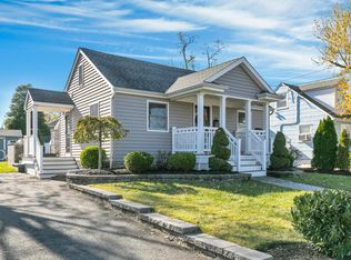 54 Collins Ave, Port Monmouth, NJ 07758