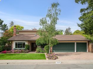 13340 Slope Crest Dr, Oakland, CA 94619