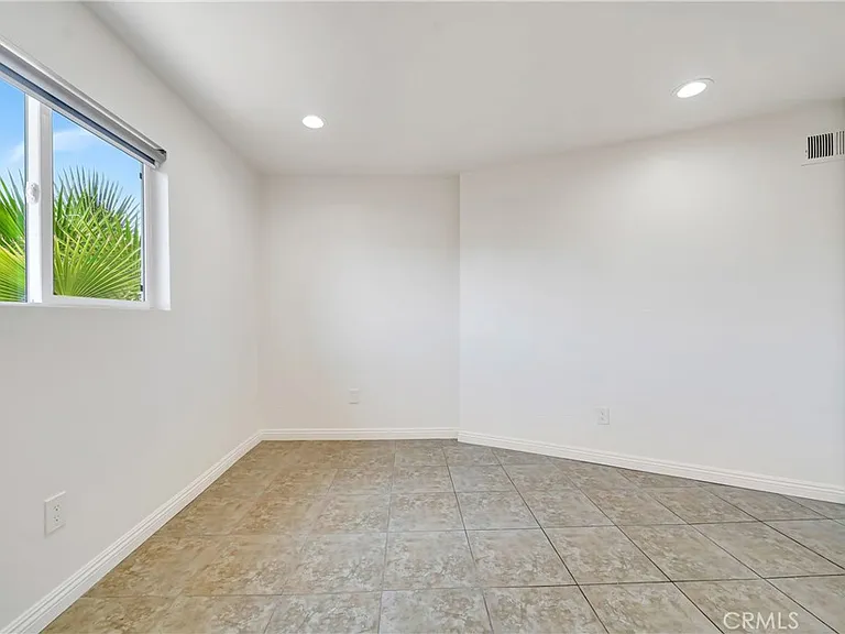 10163 Petit Ave — Photo 14