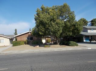 705 W Pine St, Exeter, CA 93221
