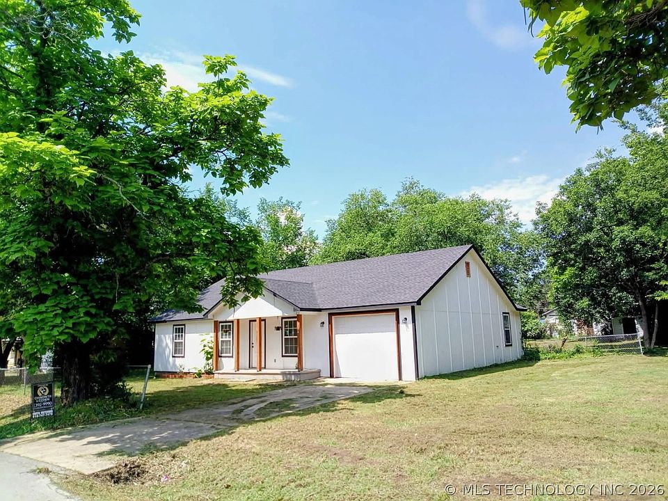1st image of 714 Cedar Ln