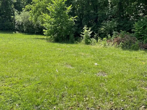 1909 Petersburg Rd, Hebron, KY 41048