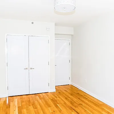 Rented by Urban Realty NYC | media 92