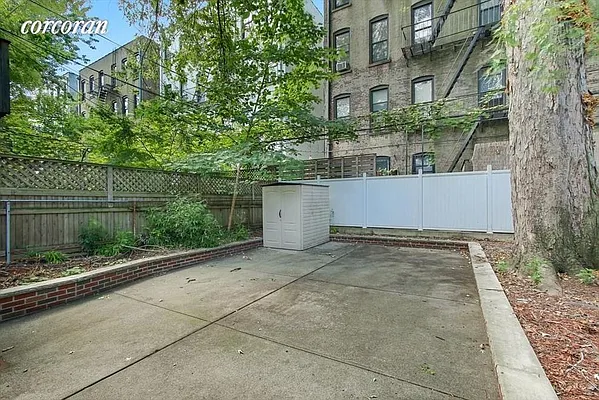 Rented by Corcoran | media 15