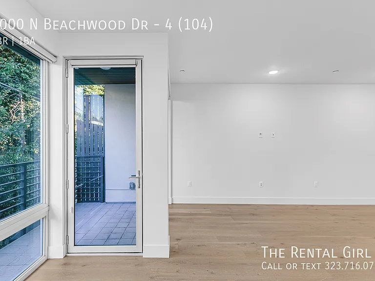 2000 N Beachwood Dr #4-104 — Photo 6