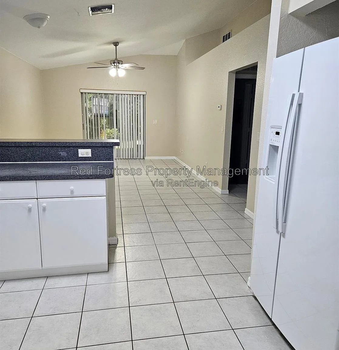 2 bed, 2.0 bath, 900 sqft, $1,350 — Photo 3