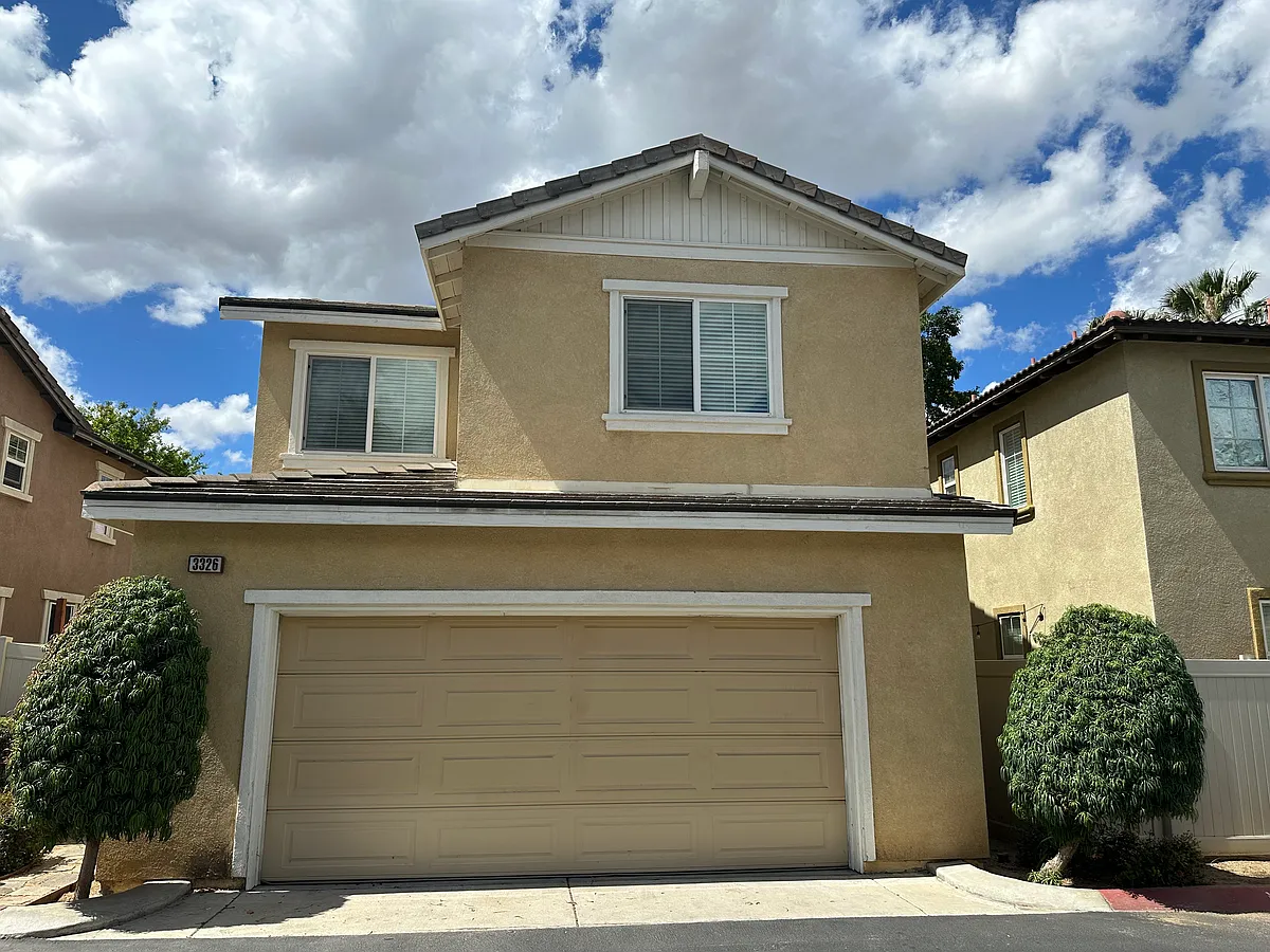 Building Photo - 3326 Hatten Ln