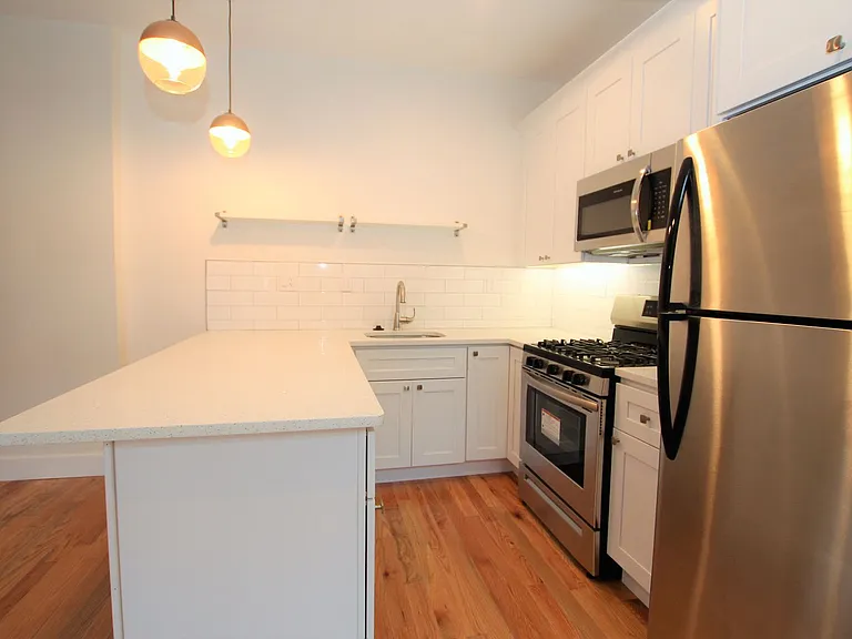 715 North 6th Street — Photo 3