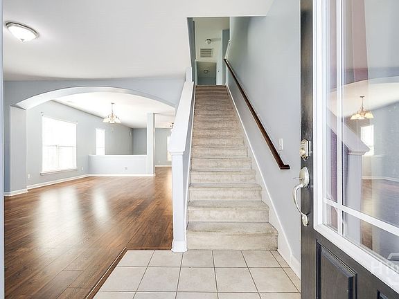 4th image of 7 Rolling Springs