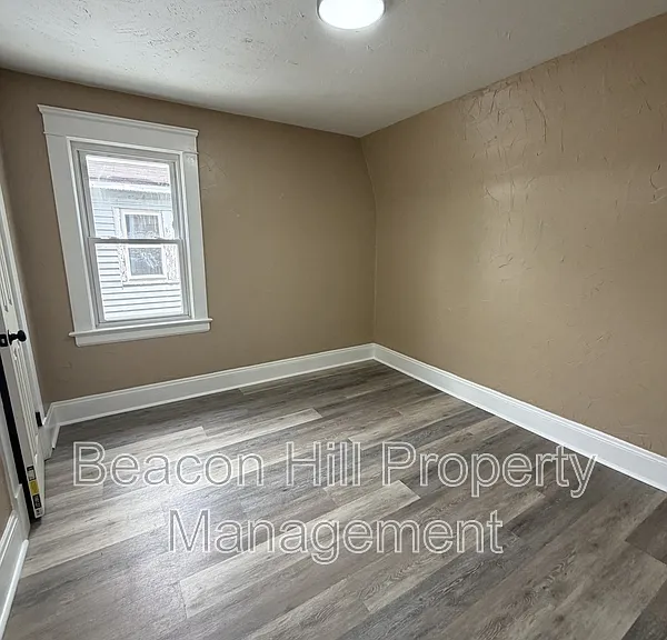 3331 E 145th St — Photo 7