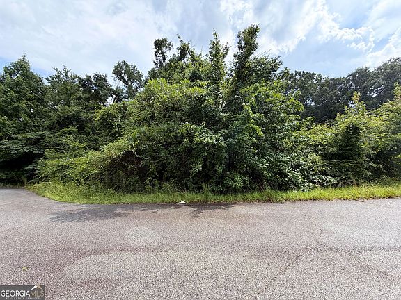 3rd image of 317 Hawk Ct