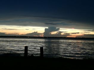 1341 Twin Palm Dr, Fort Myers, FL 33919