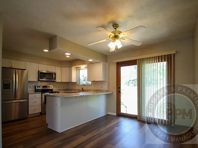 6323 N 108th Avenue Cir — Photo 8