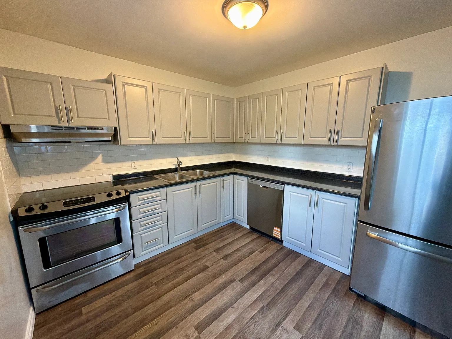 338 St. Vincent St — Photo 4