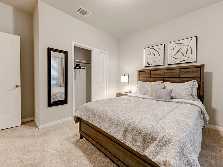 2839 Fox River Dr — Photo 18