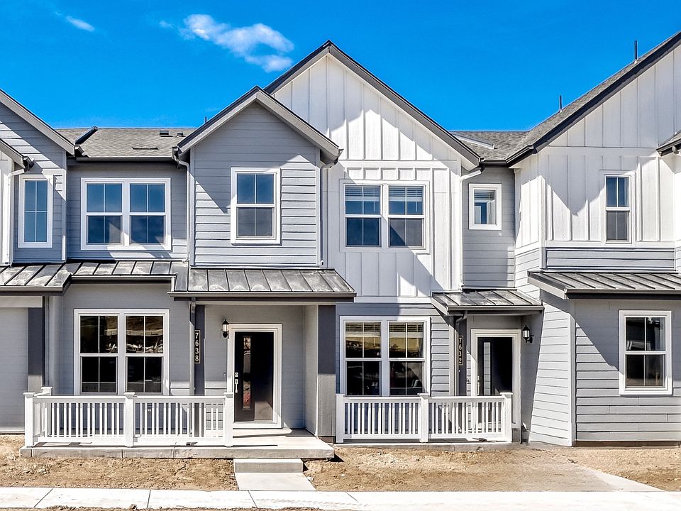 7638 S Cherokee Cir W Exterior Front