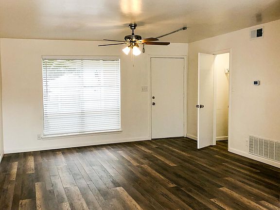 3rd image of 202 Arcadia Pl APT 101