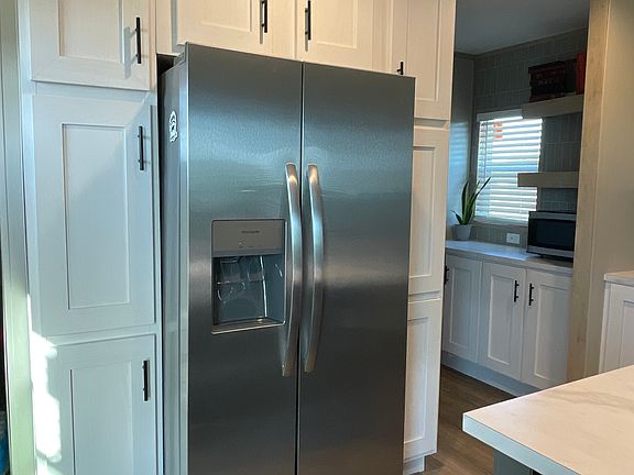 4th image of 6014 County Road 7620 Unit B