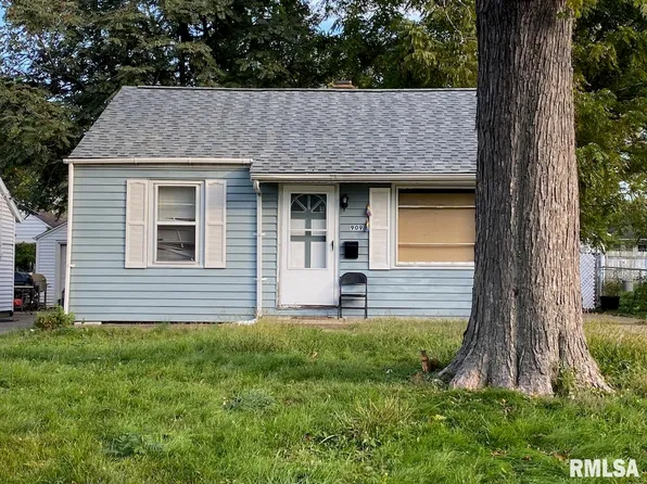 909 E Gift Ave, Peoria, IL 61603