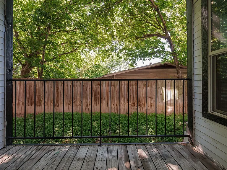 6409 Burns St #106 — Photo 15