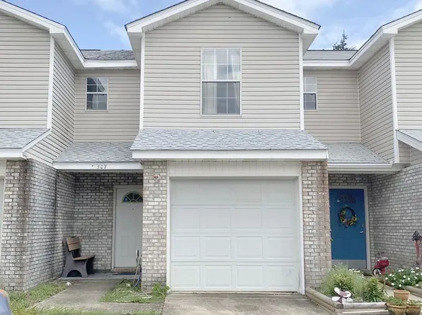507 Keystone Rd, Mary Esther, FL 32569