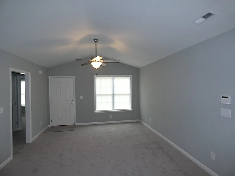 1930 Sapphire Rd — Photo 4